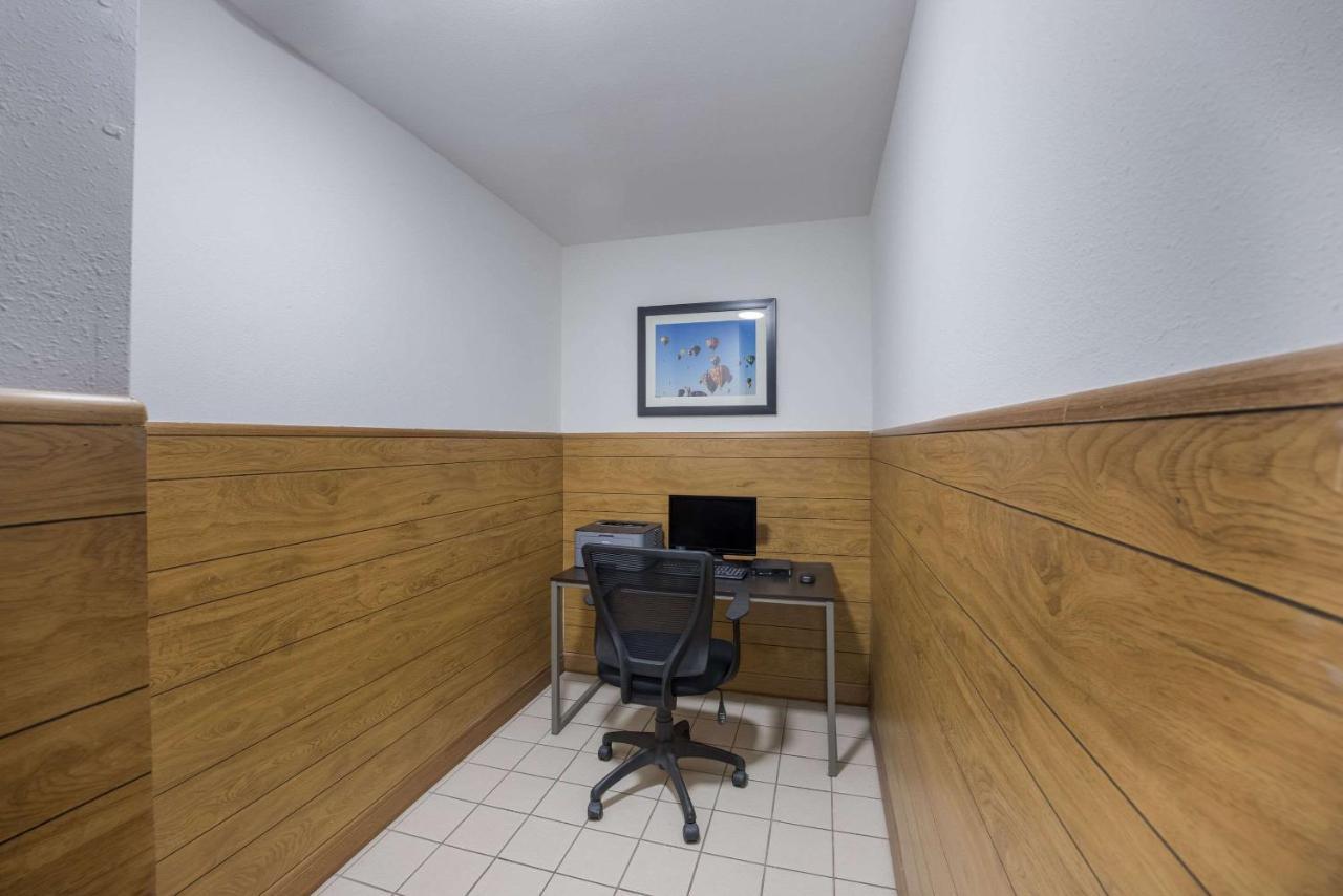 Quality Inn & Suites Clayton, Nm Exteriör bild