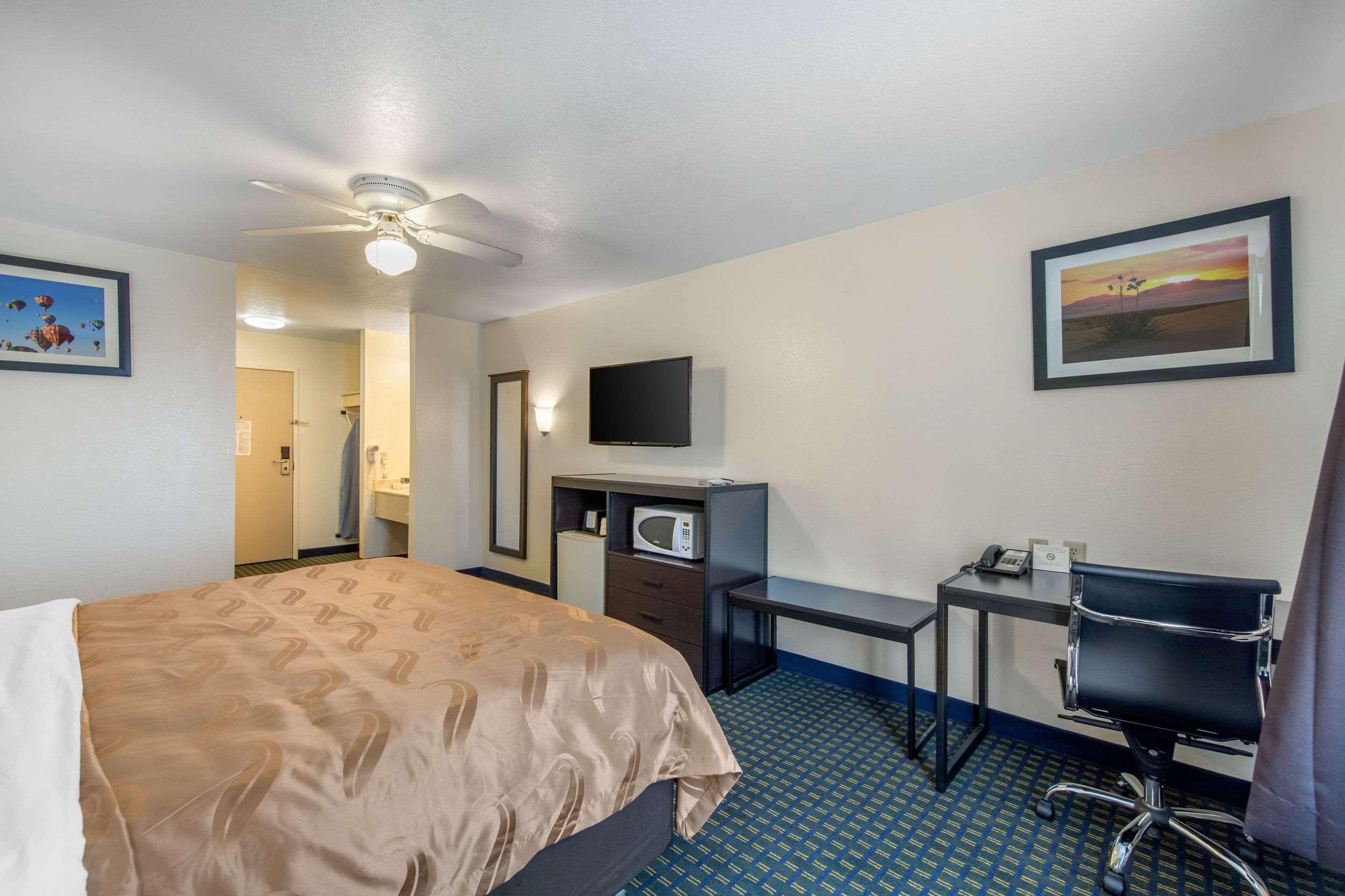Quality Inn & Suites Clayton, Nm Exteriör bild